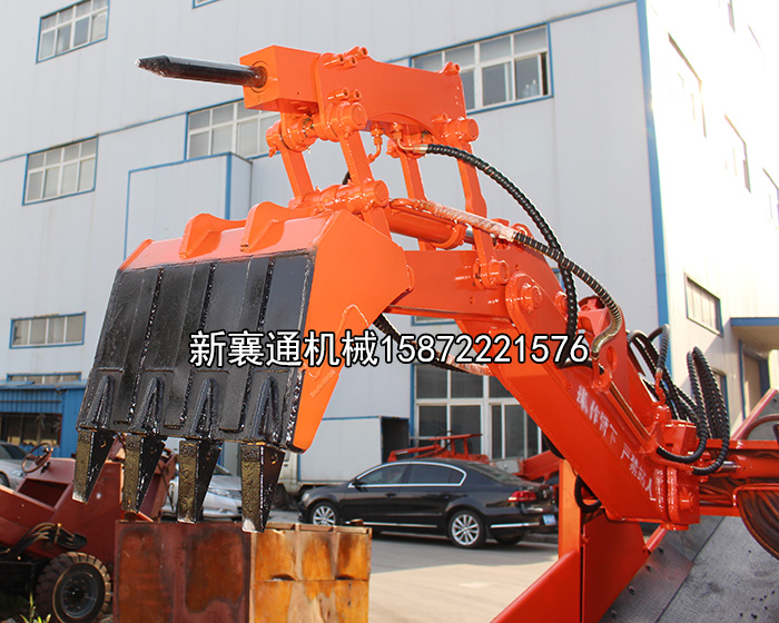 扒渣機(jī)破碎錘細(xì)節(jié)1.jpg