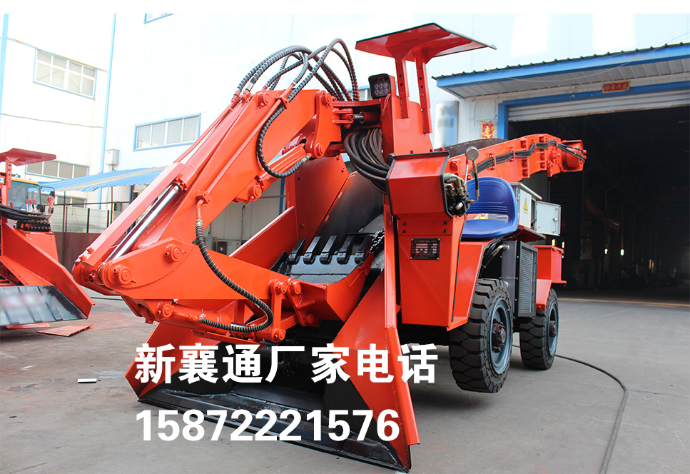 膠輪扒渣機(jī)